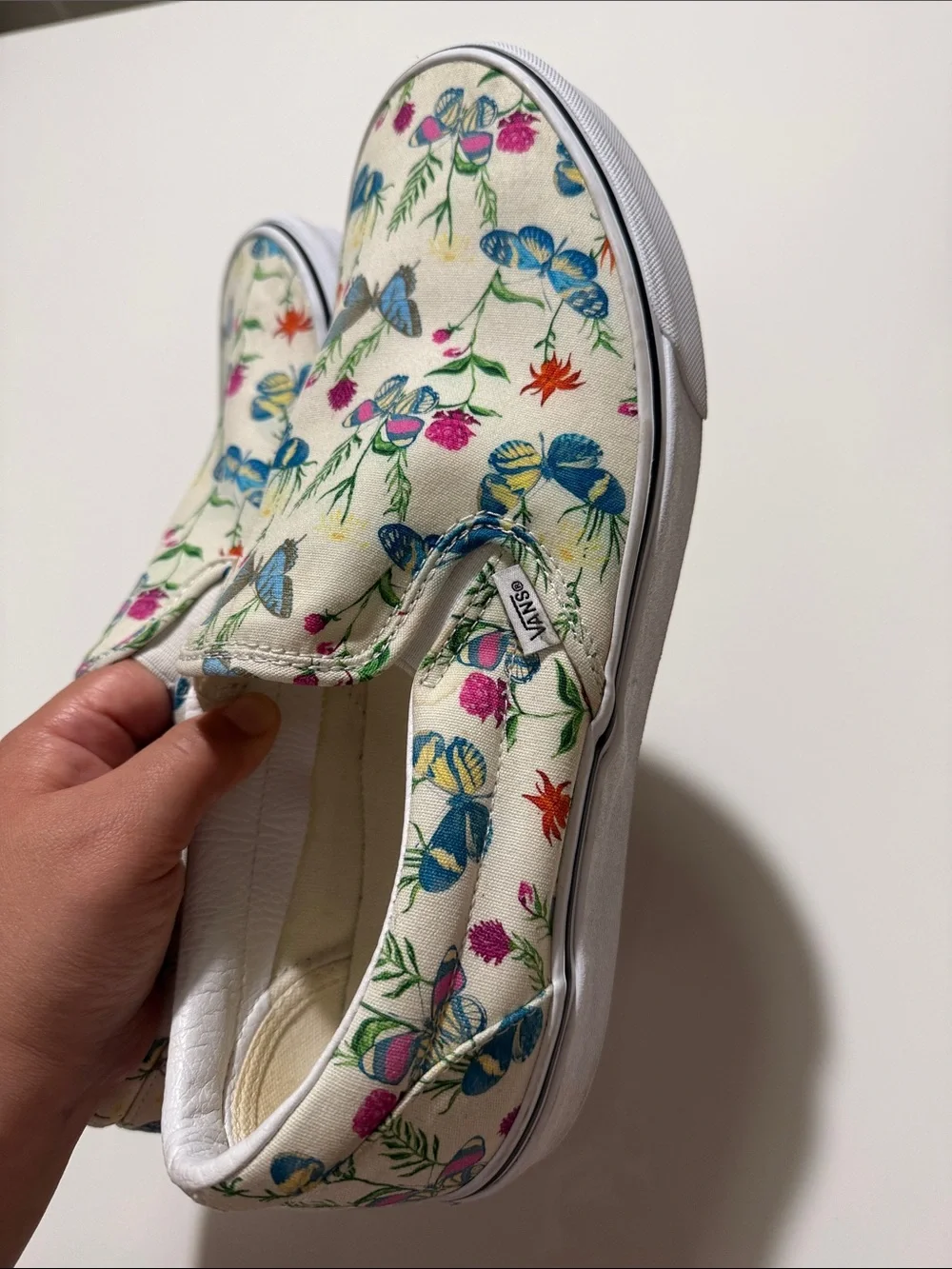 Vans Men's Size 12 Classic Slip On Butterfly Floral Sneaker Shoes Almost new